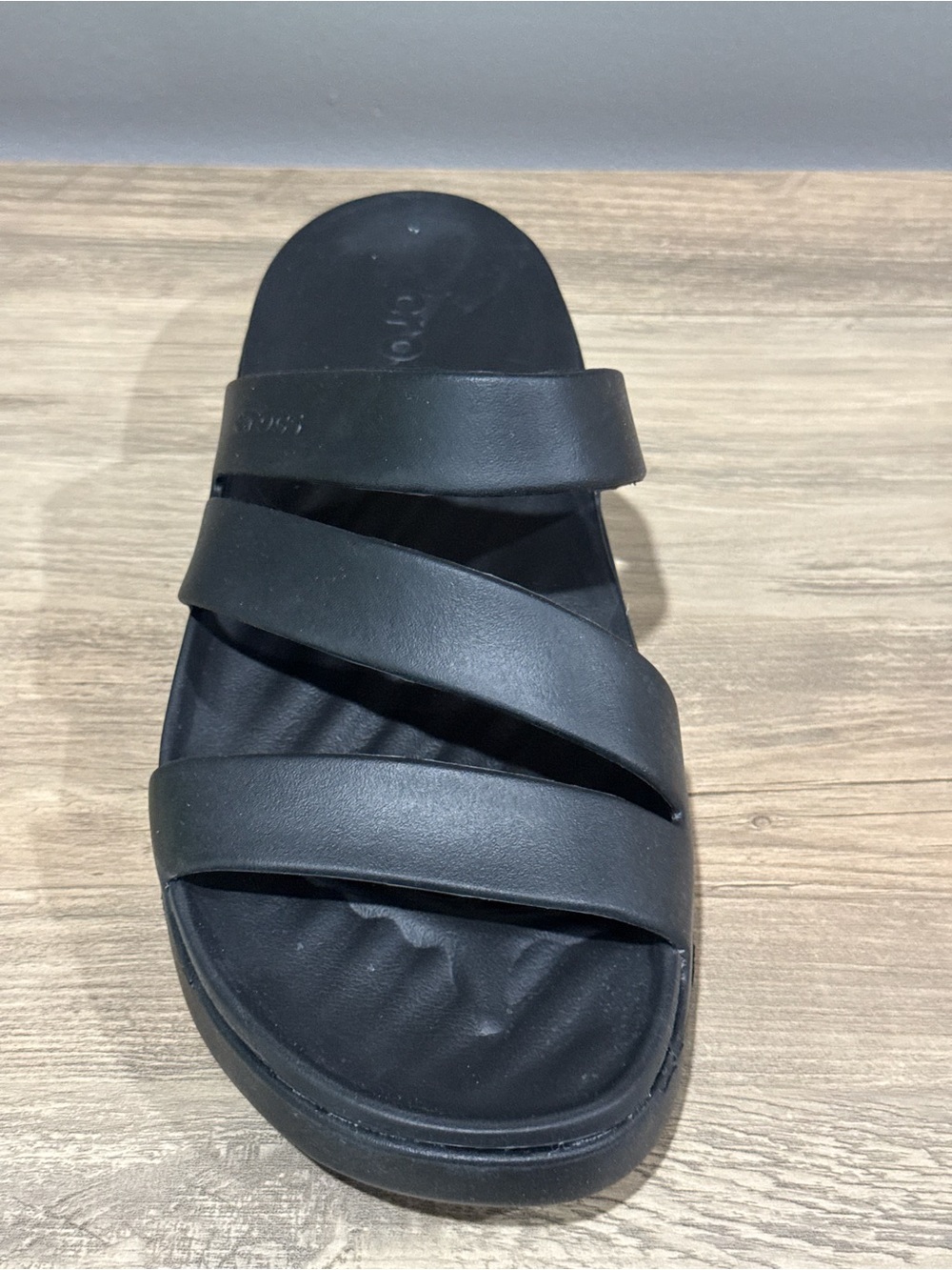 NIB CROCS Getaway Strappy Slide Sandals, 8W - Picture 4 of 7